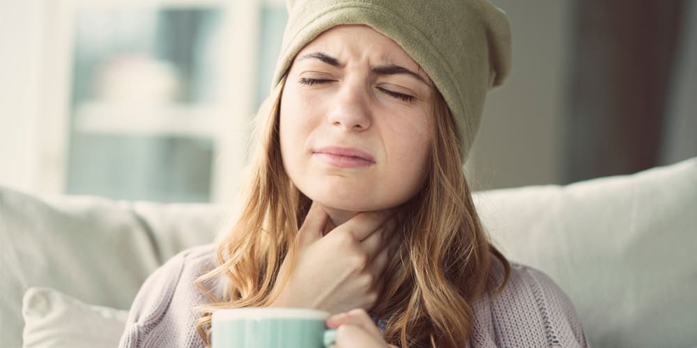 8 remèdes naturels pour soulager rapidement le mal de gorge