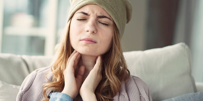 Les huiles essentielles au service de votre gorge