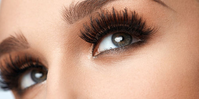 Jeunesse des yeux : 5 gestes pour un regard pétillant