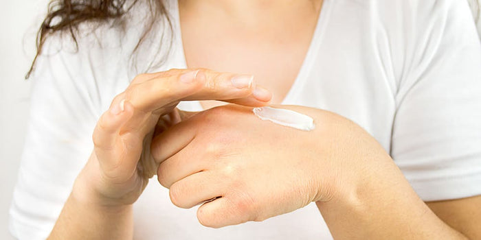 SOS mains gercées : nos conseils pour les soulager