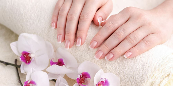 Ongles mous, cassants ou abîmés : comment y remédier ?