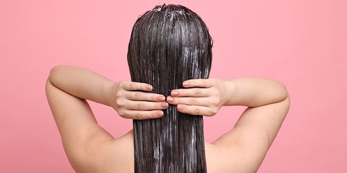 Pourquoi et comment faire un gommage cheveux ? - Phytoceutic
