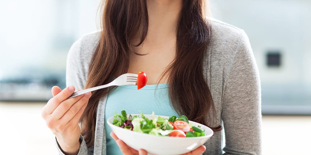 Régime crudivore : faut-il craquer pour la tendance du tout cru ? - Phytoceutic